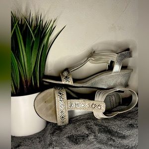 1-2 inch wide heels with gems